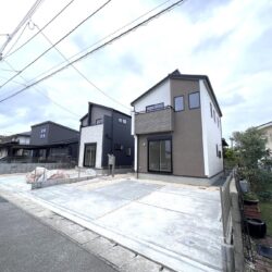 手前が2号棟です外観