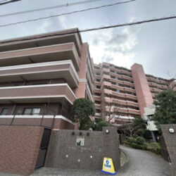 ペット相談可♪西鉄貝塚線「西鉄香椎」駅徒歩11分！福岡市東区御島崎2丁目中古マンション！【仲介手数料無料】