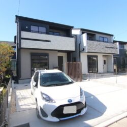 左側が1号棟です外観