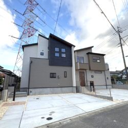 左側が2号棟です外観