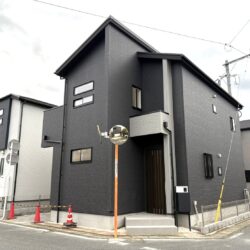 手前が1号棟です外観