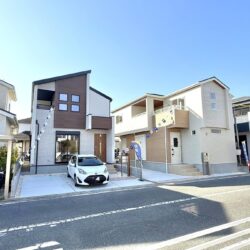 左側が4号棟です外観