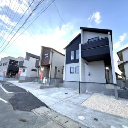 現況外観　左側が3号棟です外観