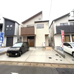 左側が2号棟です外観