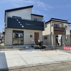 右側が2号棟です外観